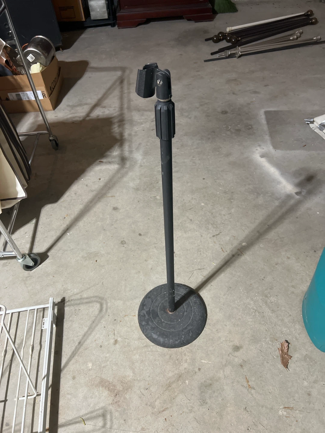 Black Microphone Stand with Round Base