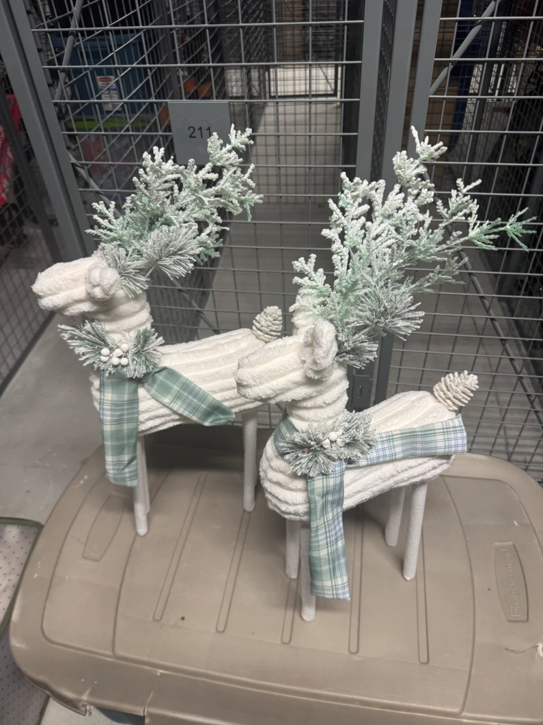 Set of 2 White Christmas Reindeer Decorations