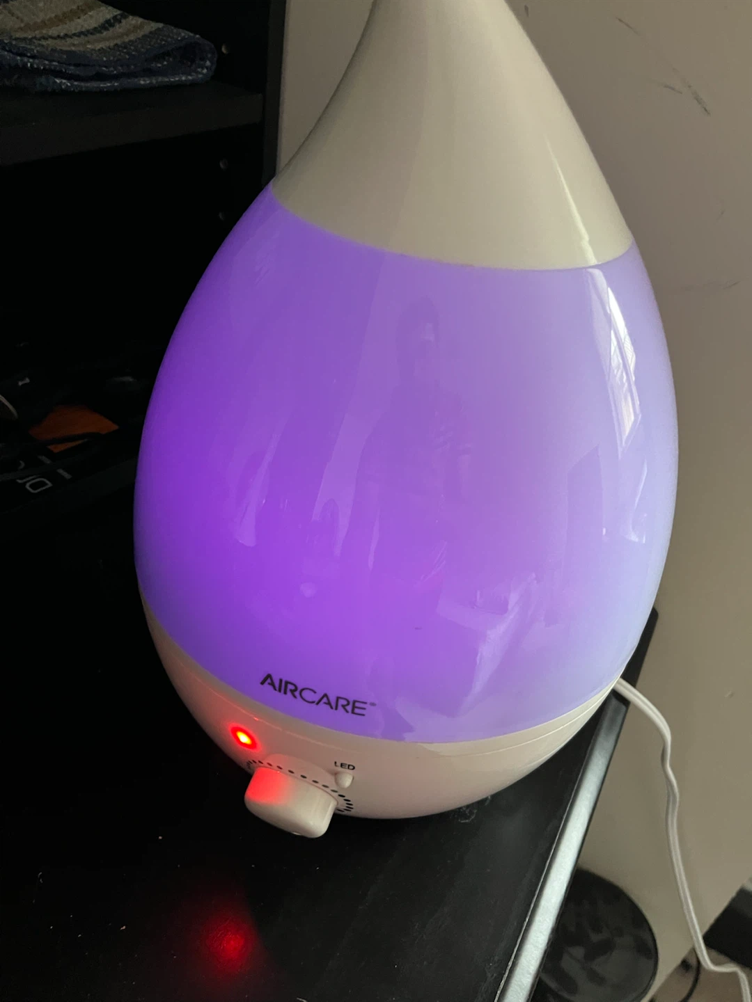 Aircare Cool Mist Humidifier with LED Light - photo 2