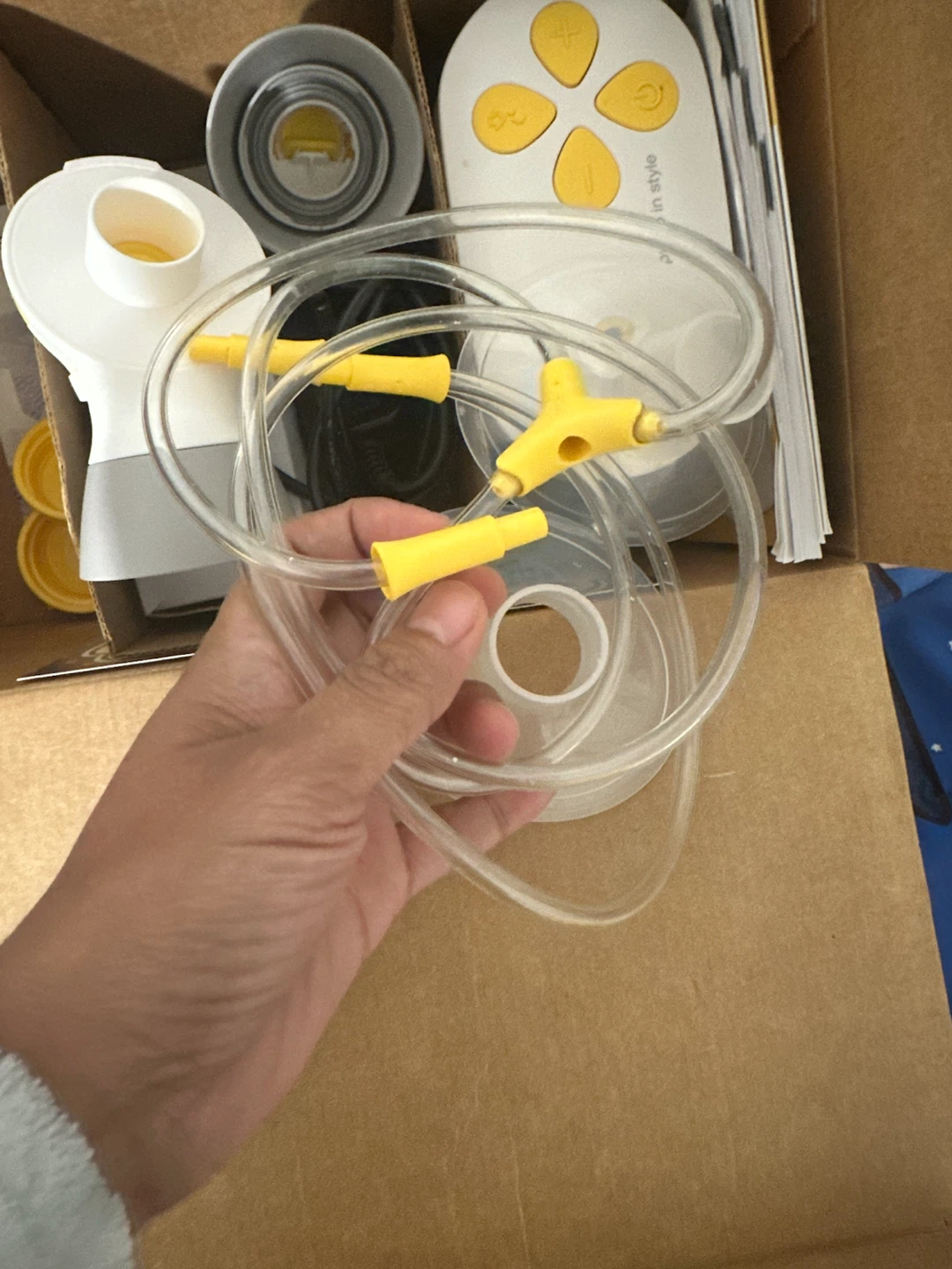 Medela Pump In Style Double Electric Breast Pump - photo 4