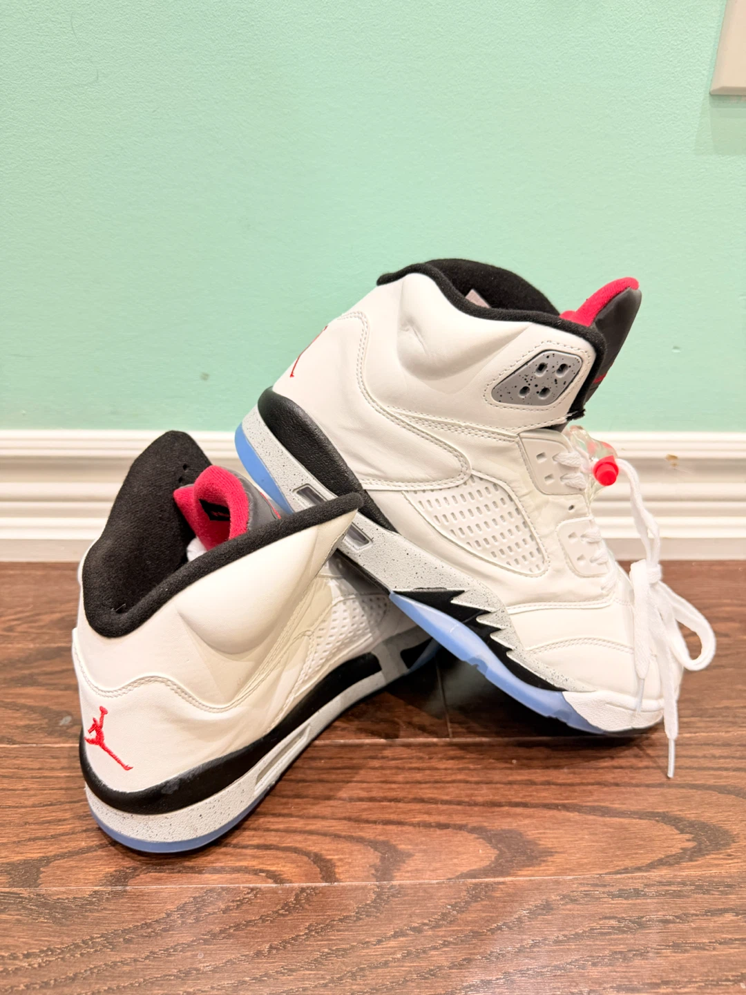 Air Jordan 5 Retro White Red - photo 4