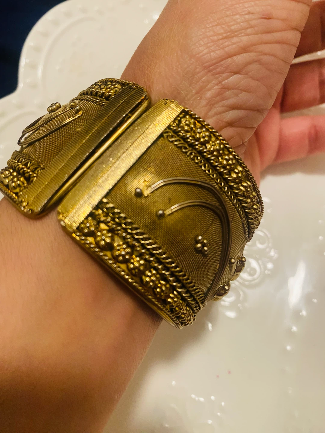 Vintage Gold Tone Wide Cuff Bracelet - photo 2