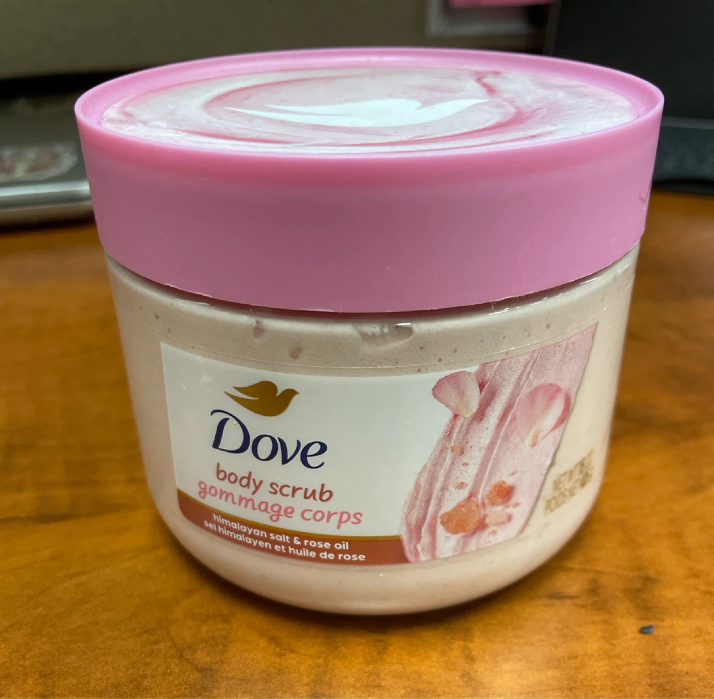 Dove Himalayan Salt & Rose Oil Body Scrub
