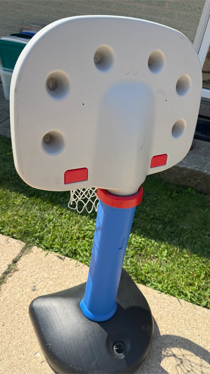 Little Tikes Adjustable Height Basketball Hoop - photo 2