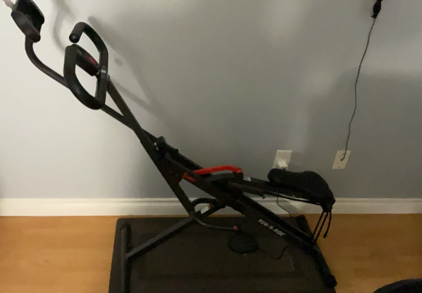 Sunny Health & Fitness Row-N-Ride