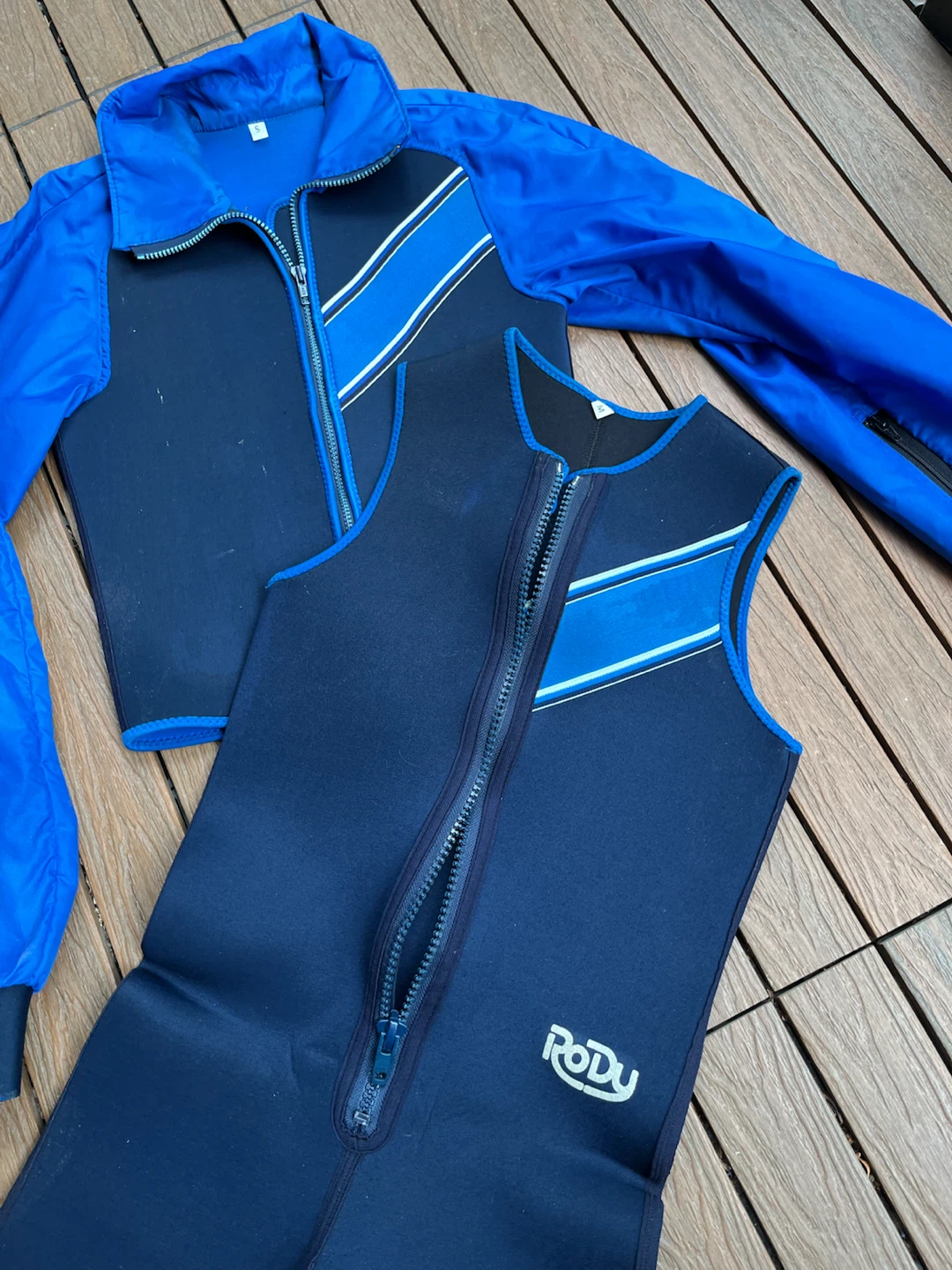 Wetsuit and jacket - photo 3