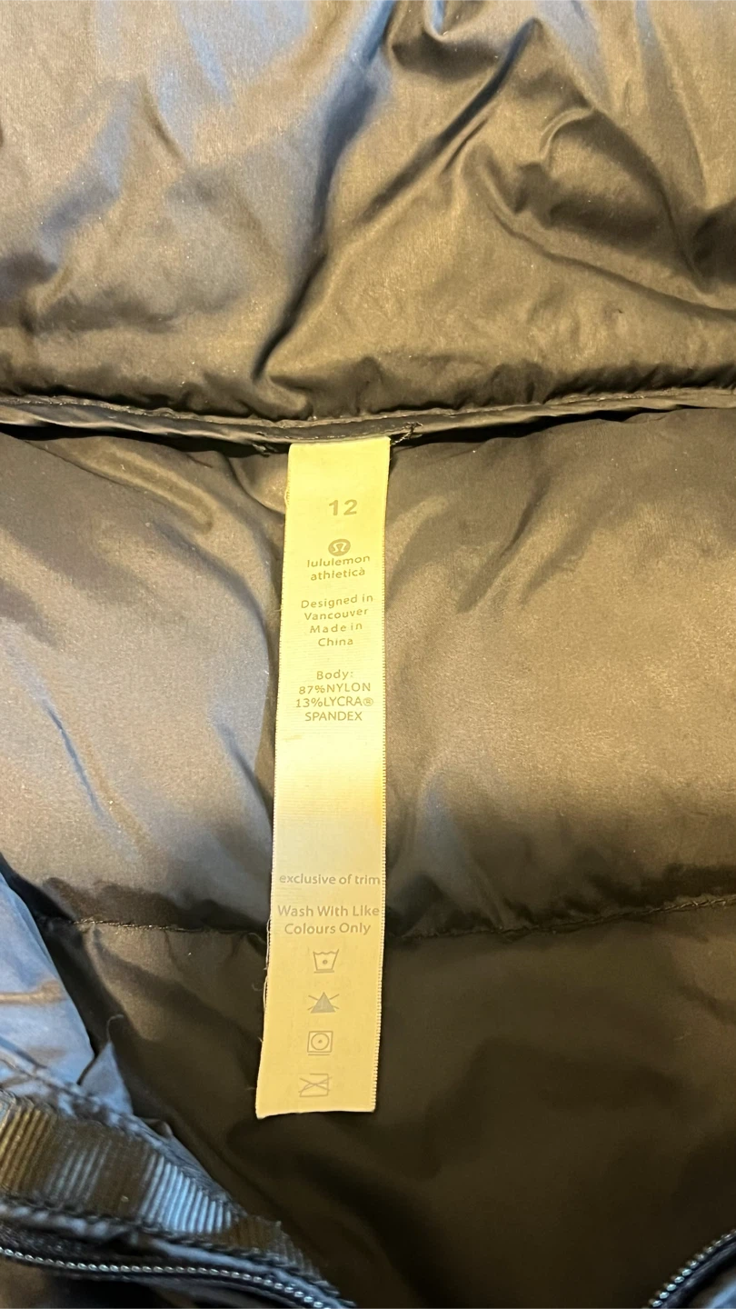 Lululemon Athletica Down Vest - Size 12 - photo 3