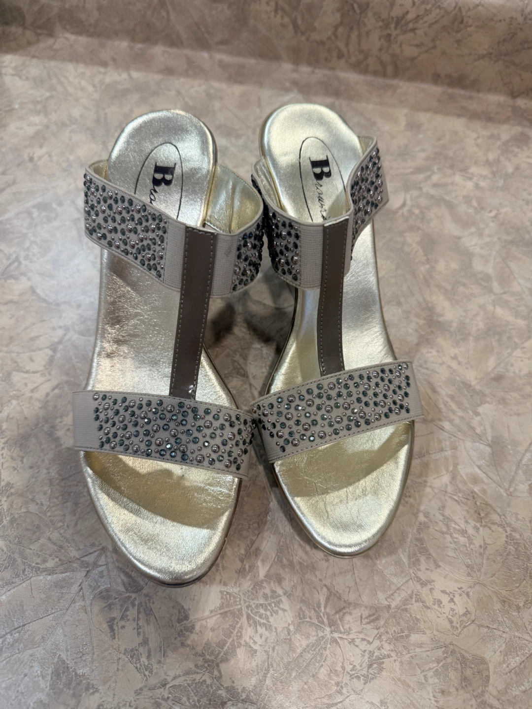 Browns Women's Wedge Sandals Size 38 - photo 2