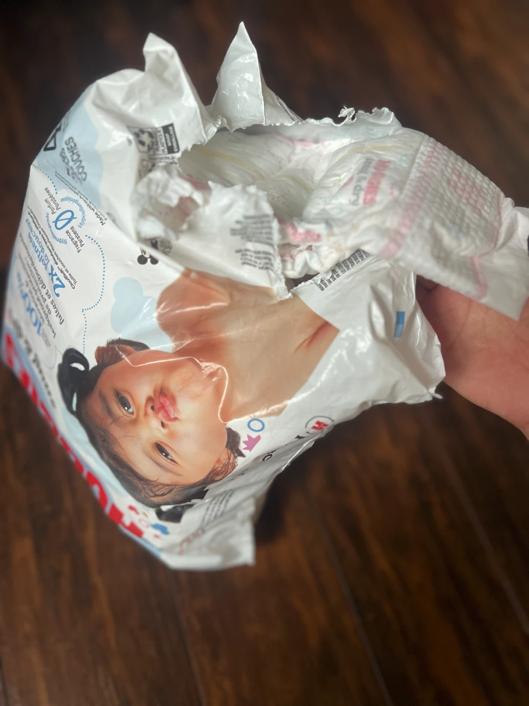 Huggies Snug & Dry Diapers - Size 4 - photo 2