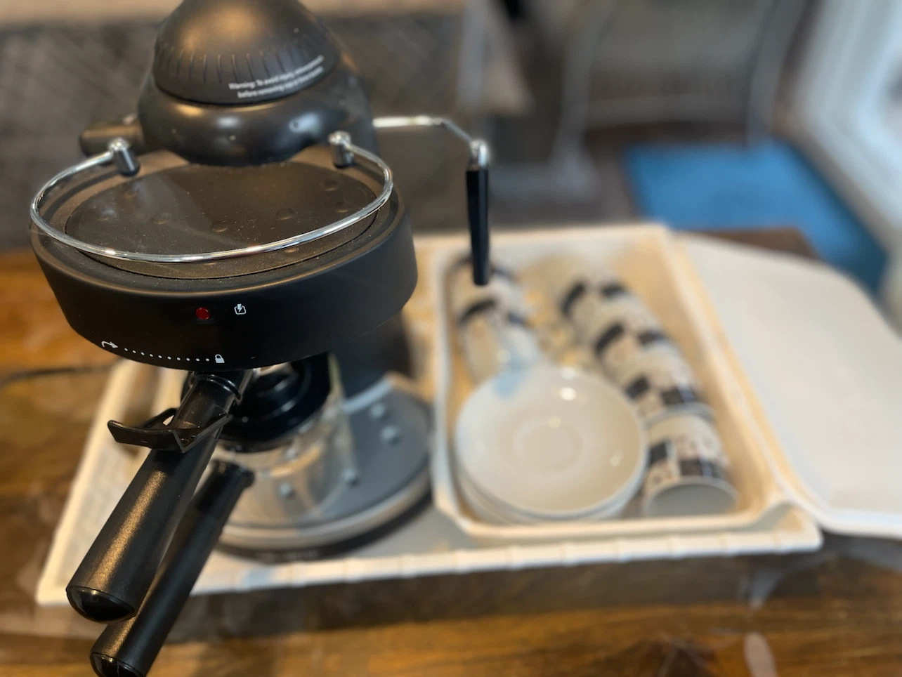 Mr. Coffee Espresso Machine with 6 Cups & Saucers - photo 4