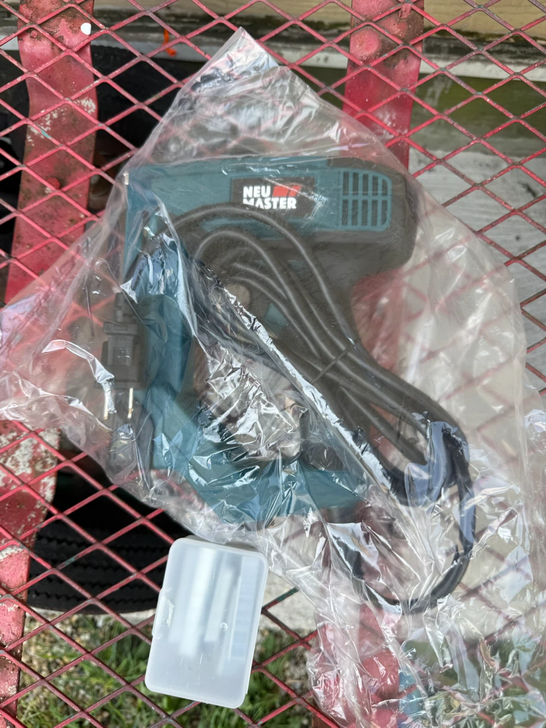 Neu Master Electric Nail Gun/Staple Gun - photo 3