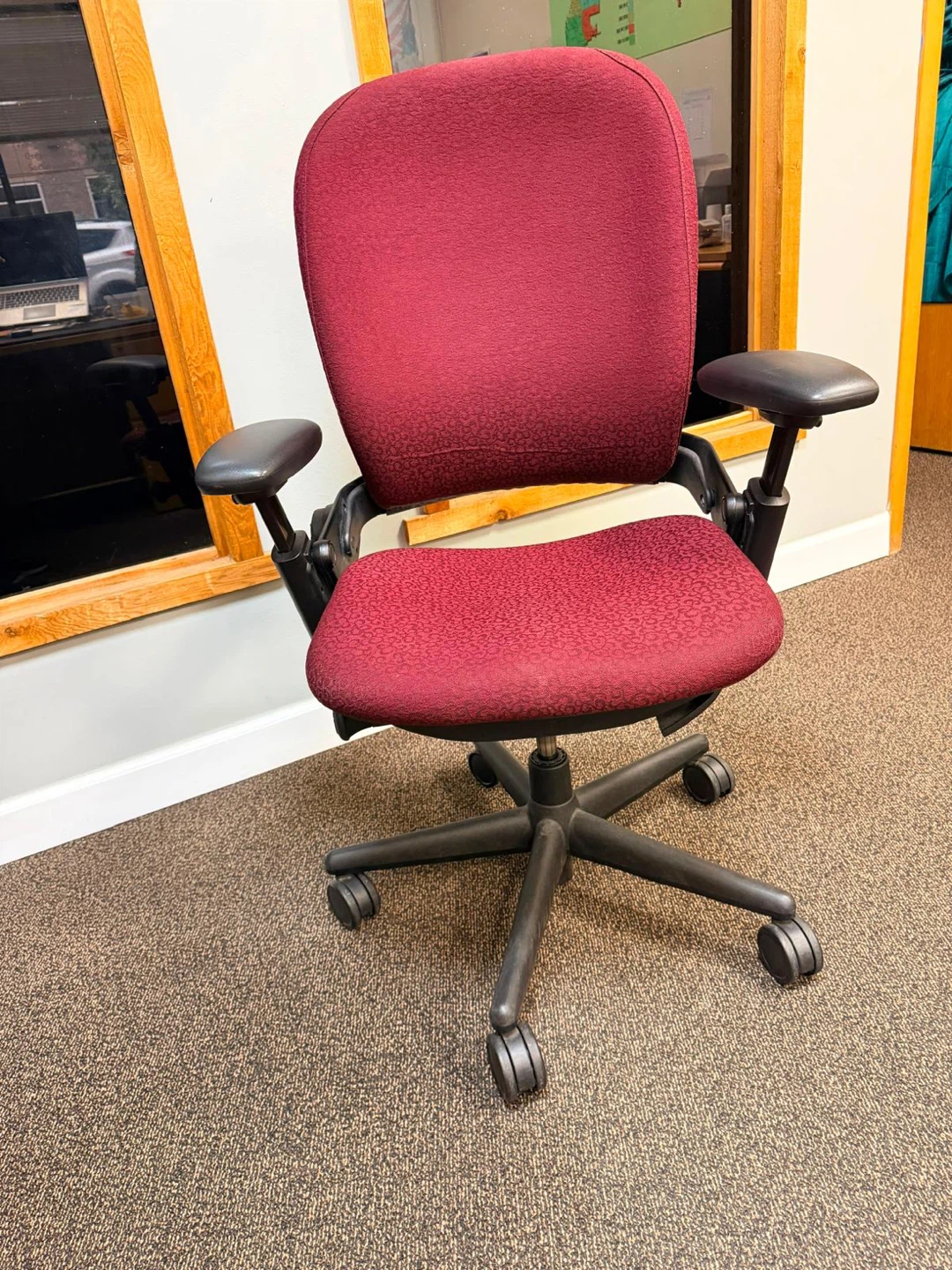 Ergonomic Office Chair - photo 3