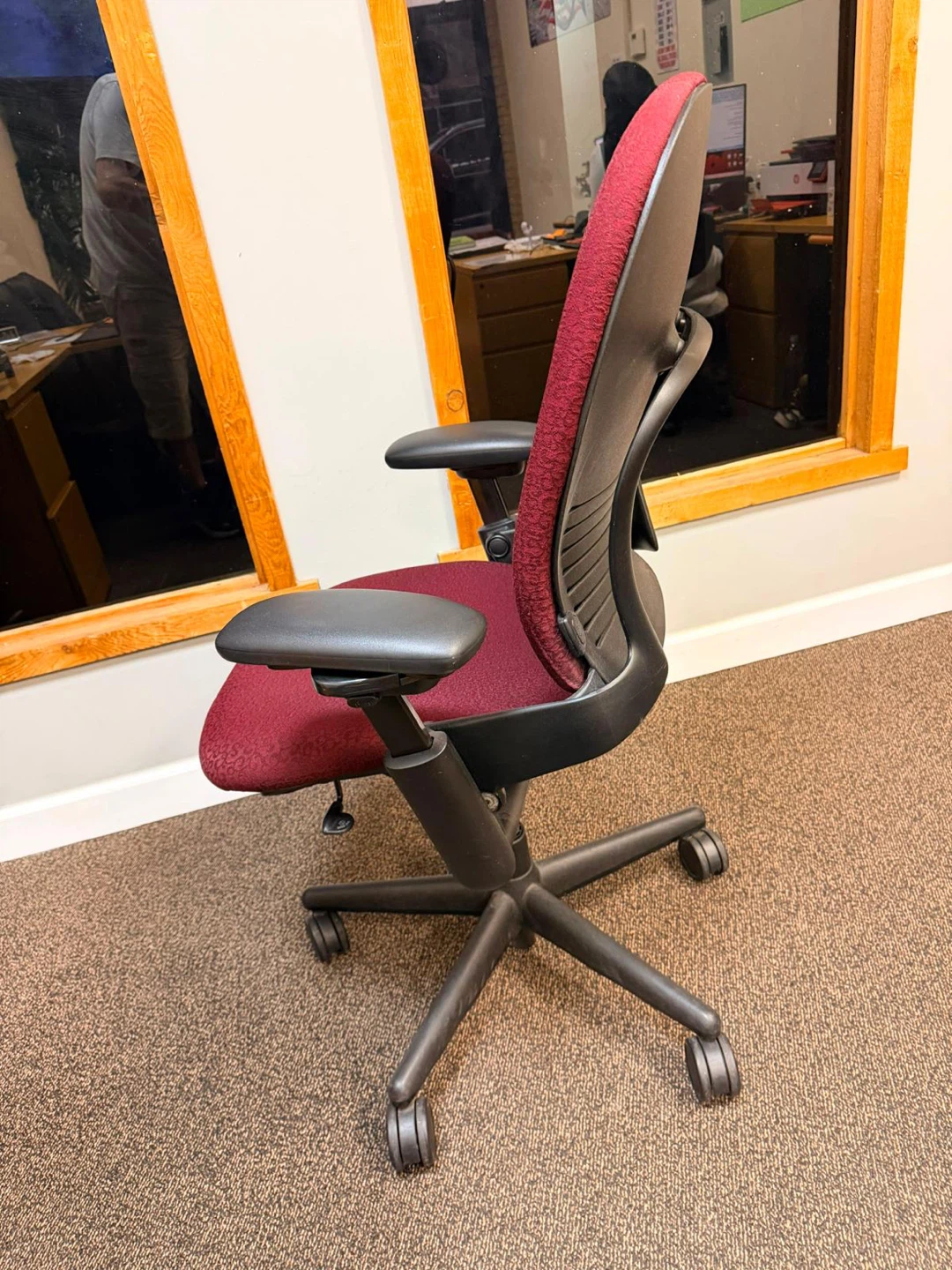 Ergonomic Office Chair - photo 5