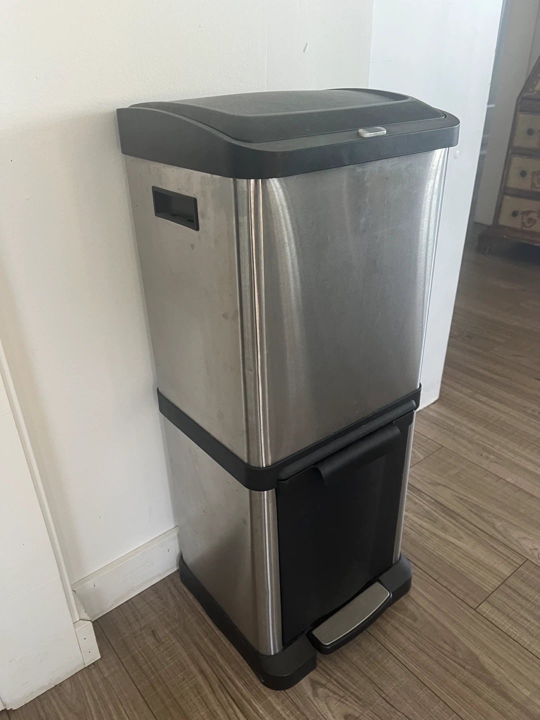 Stainless Steel Step Trash Can - photo 2