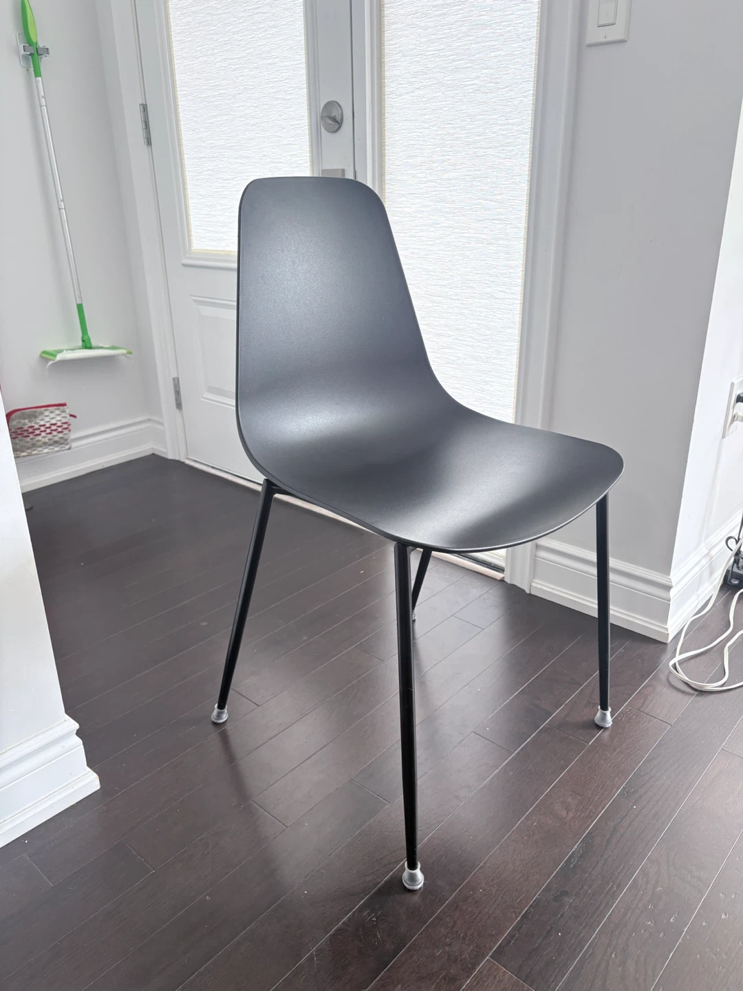 ARTICLE - pure black Svelti dining chair set of 6