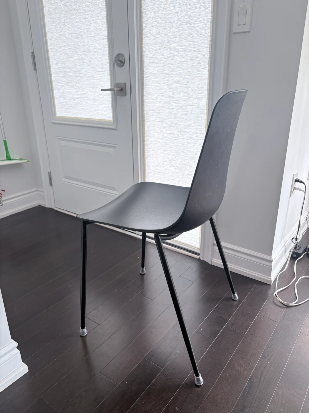 ARTICLE - pure black Svelti dining chair set of 6 - photo 2