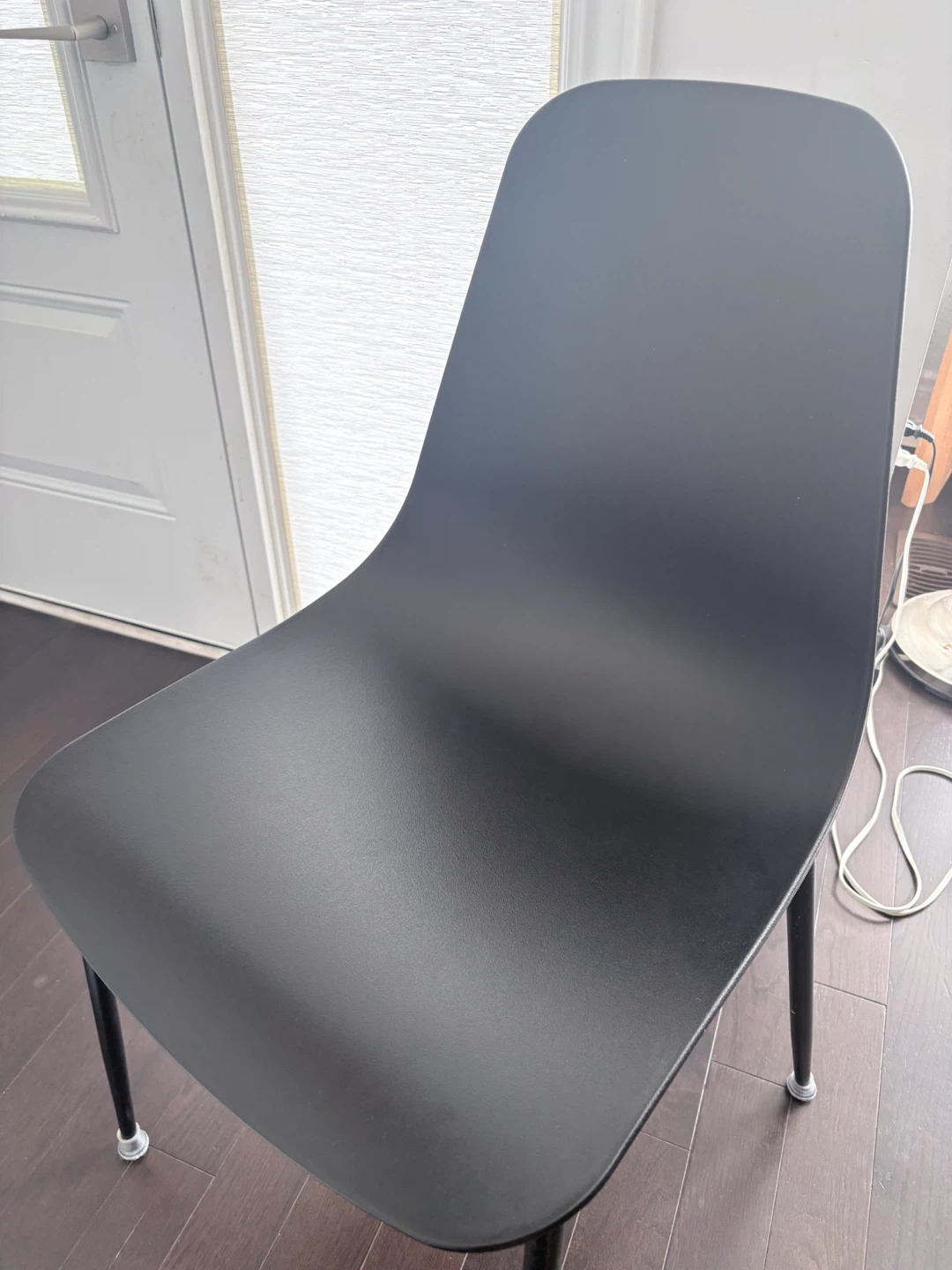 ARTICLE - pure black Svelti dining chair set of 6 - photo 4