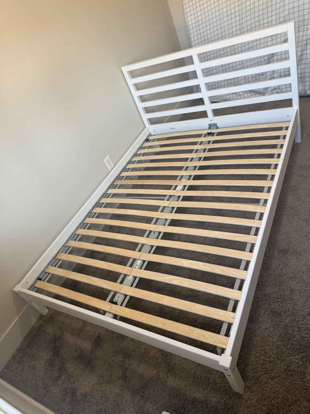 [IKEA] Queen Bed Frame (TARVA) + Foam Mattress (ÅSVANG) - photo 3