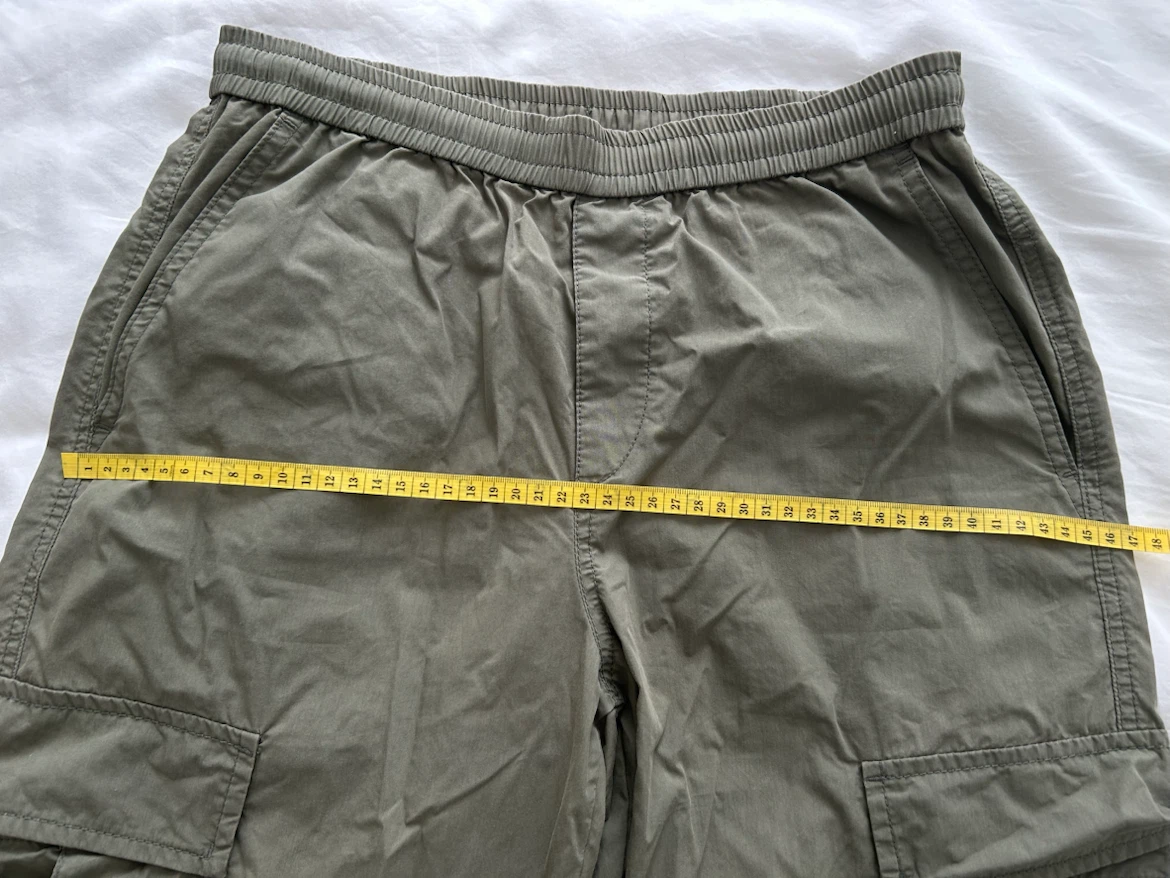 Uniqlo Cargo Pants - women’s size S - photo 4