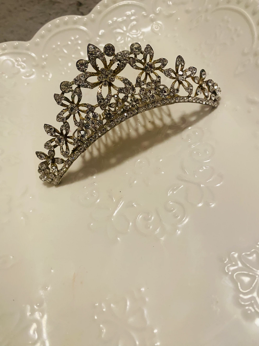 Sparkly rhinestone Hair Comb with tiara style top