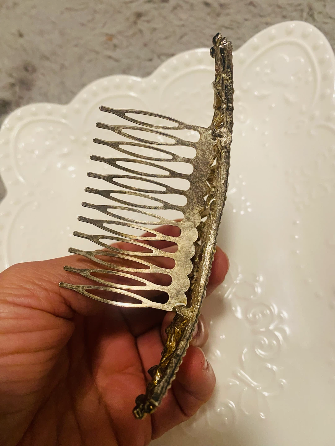Sparkly rhinestone Hair Comb with tiara style top - photo 5