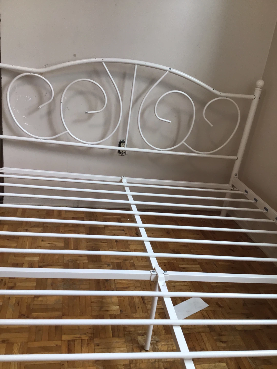 White Metal Bed Frame with Designed Headboard - photo 5