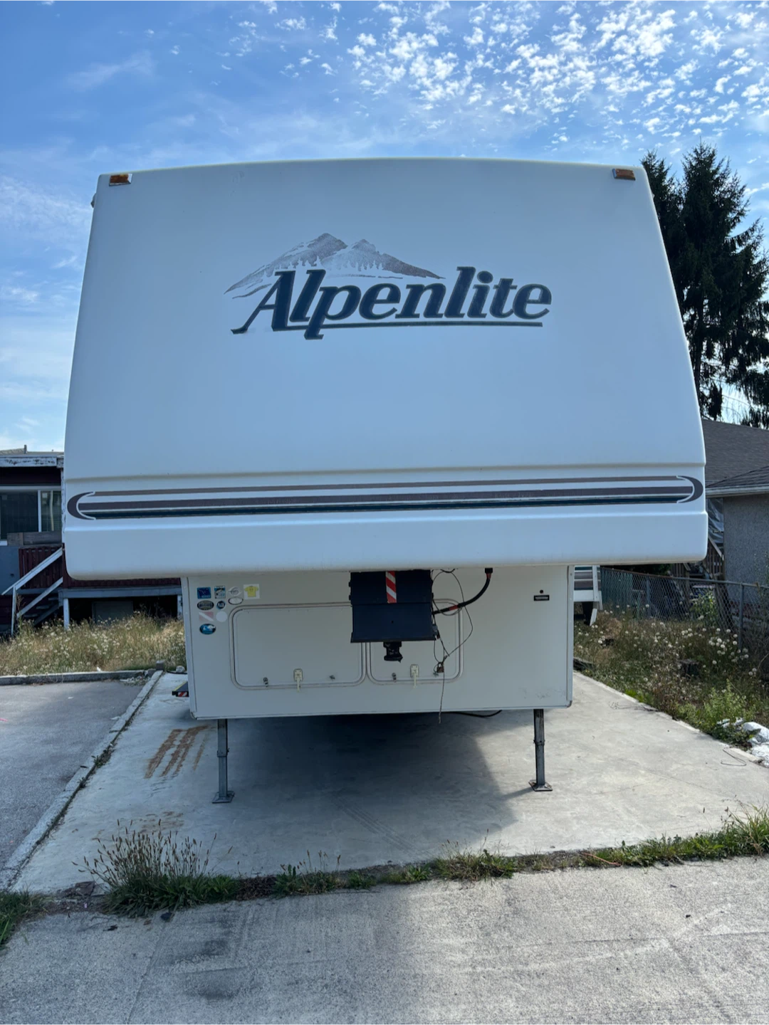 2000 29” Alpenlite 5th wheel - photo 3