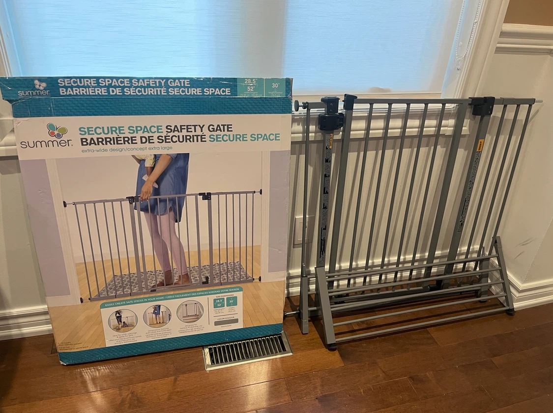 Summer Secure Space Safety Gate for baby and toddler or pet
