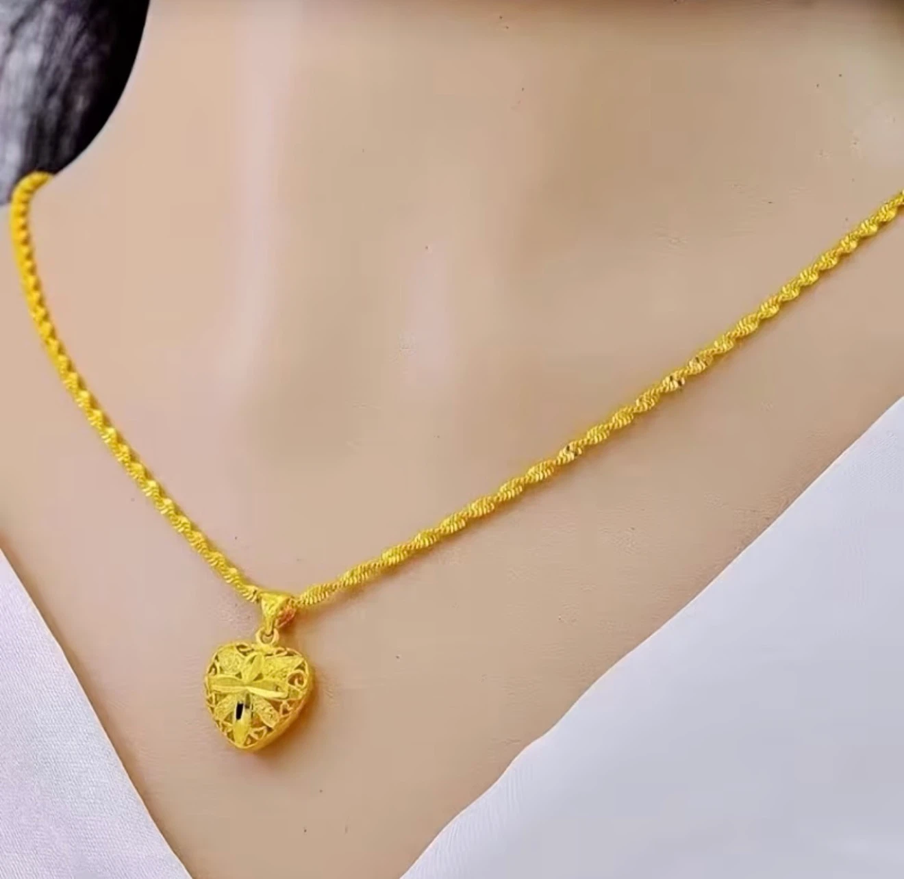 24k Plated Gold Heart Pendant Necklace