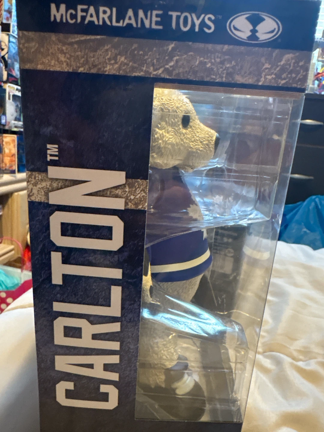 McFarlane Toys Carlton Toronto Maple Leafs Mascot Figure - photo 3