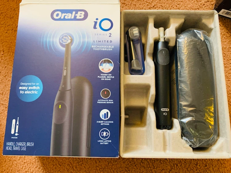 Oral-B iO Series 2 Limited Rechargeable Toothbrush