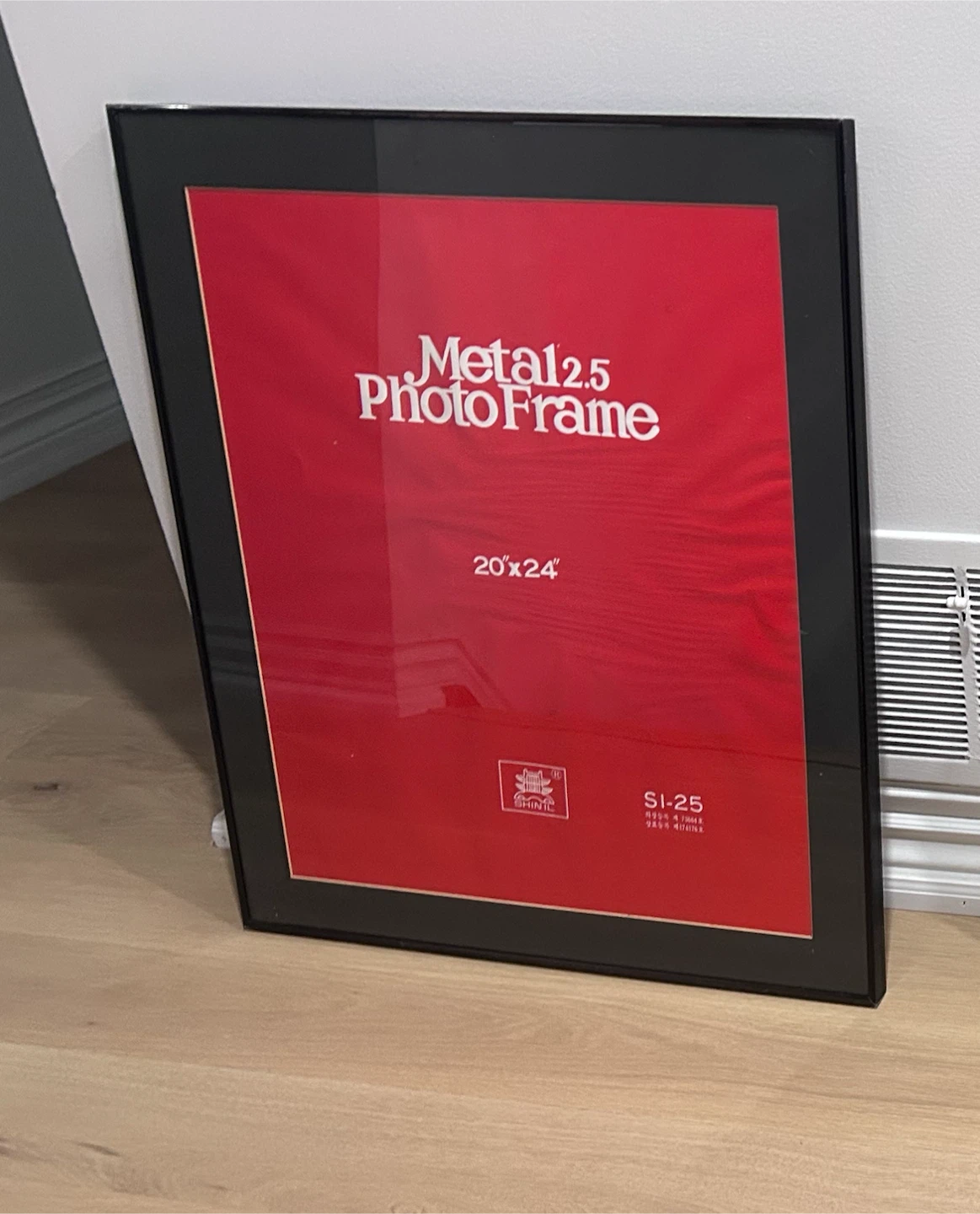 Metal2.5 Photo Frame 20"x24"