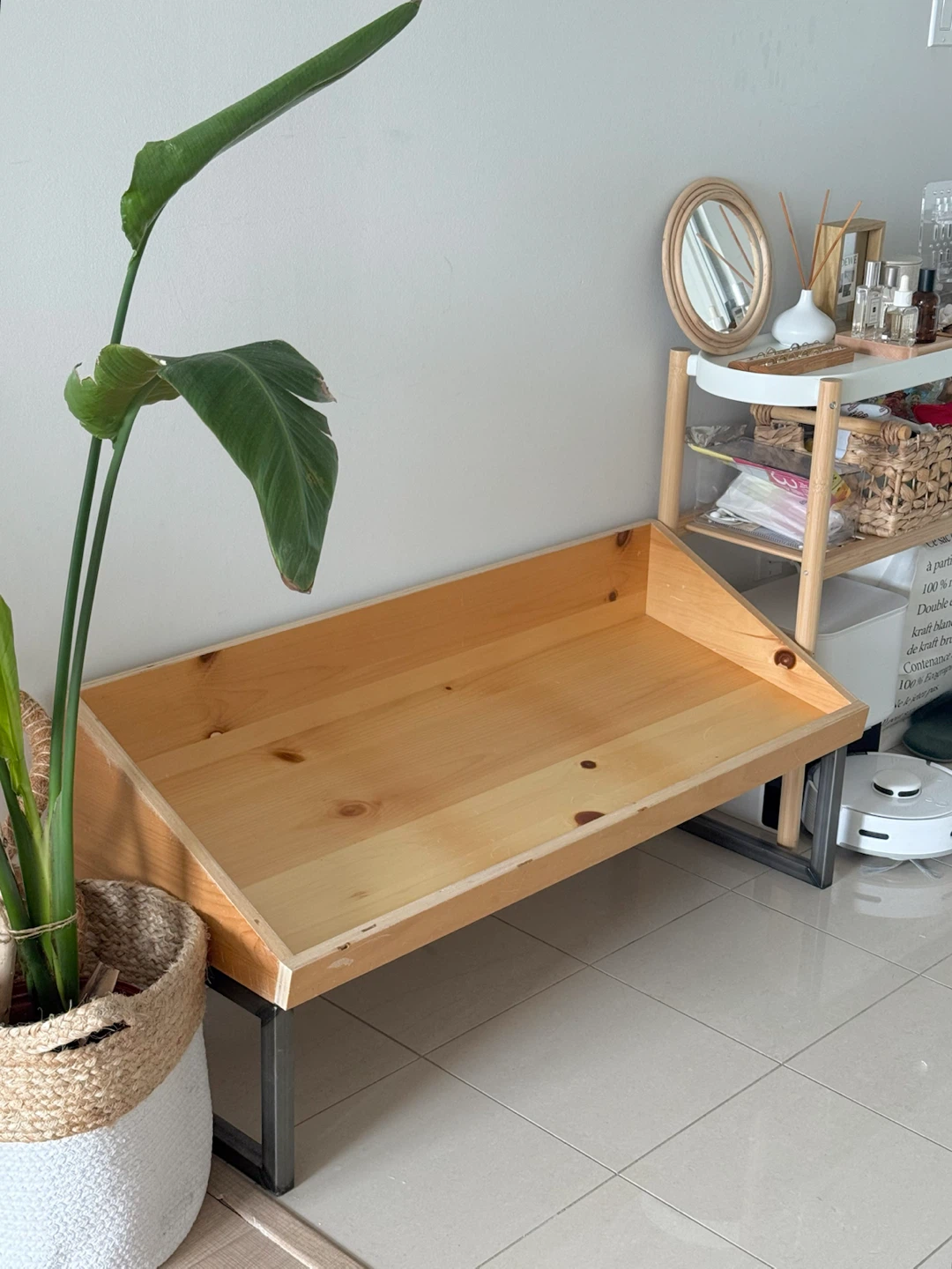 Wooden Slanted Display Shelf / Storage Rack with Metal legs