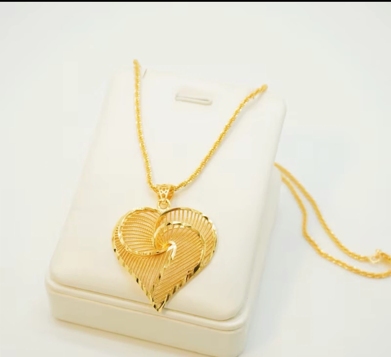 24K Plated Gold Heart Pendant Necklace