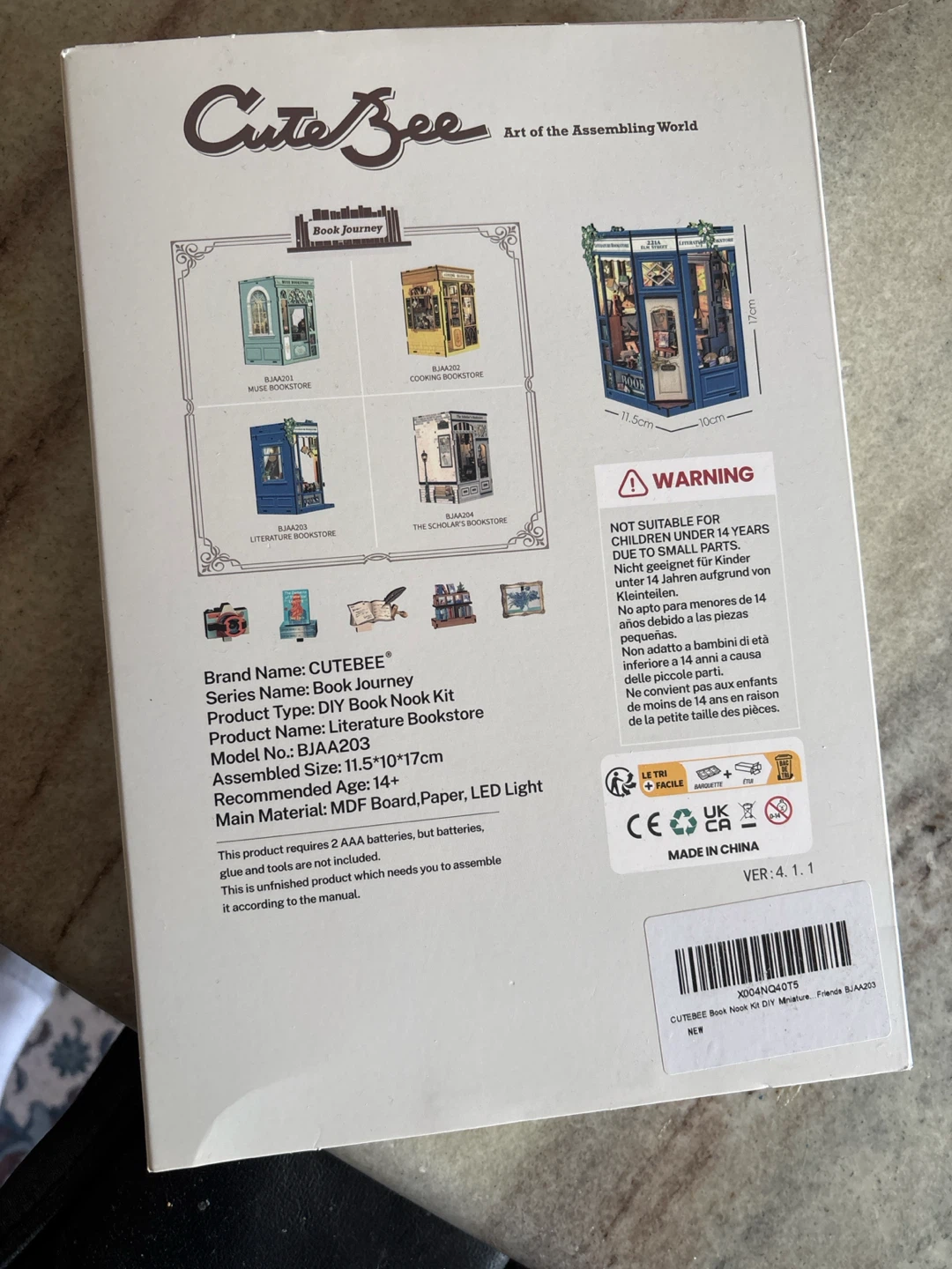 Cute Bee DIY Book Nook Kit - Literature Bookstore - photo 3