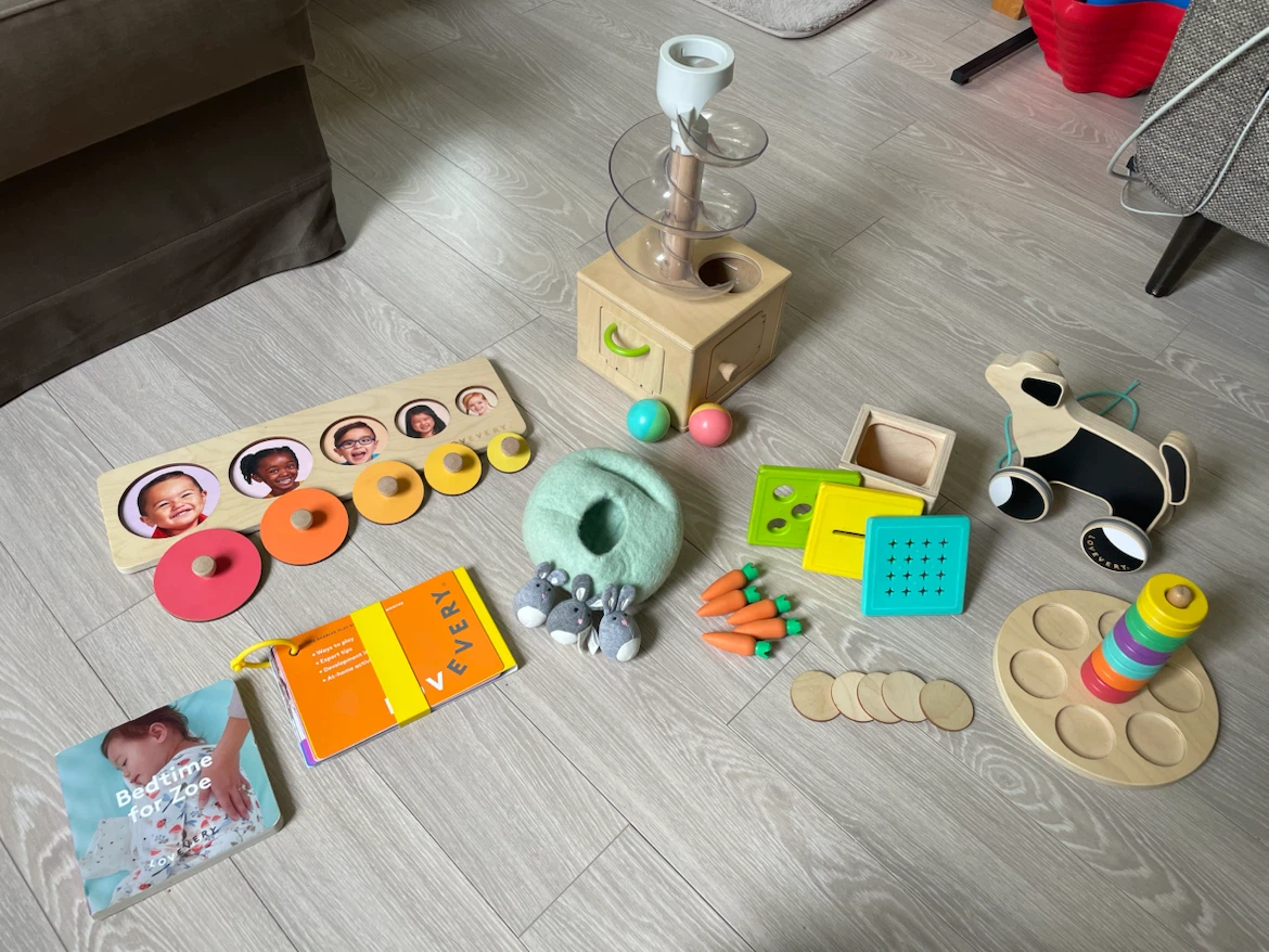 Lovevery Babbler Play Kit + the Pull Pup