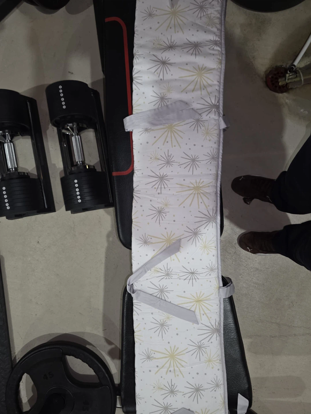 Crib Bumper with Giraffe and Stars