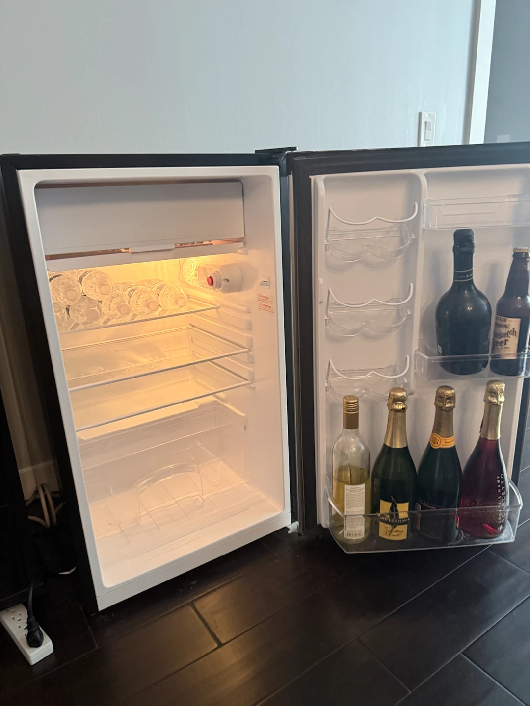 Magic Chef Mini Fridge - photo 3