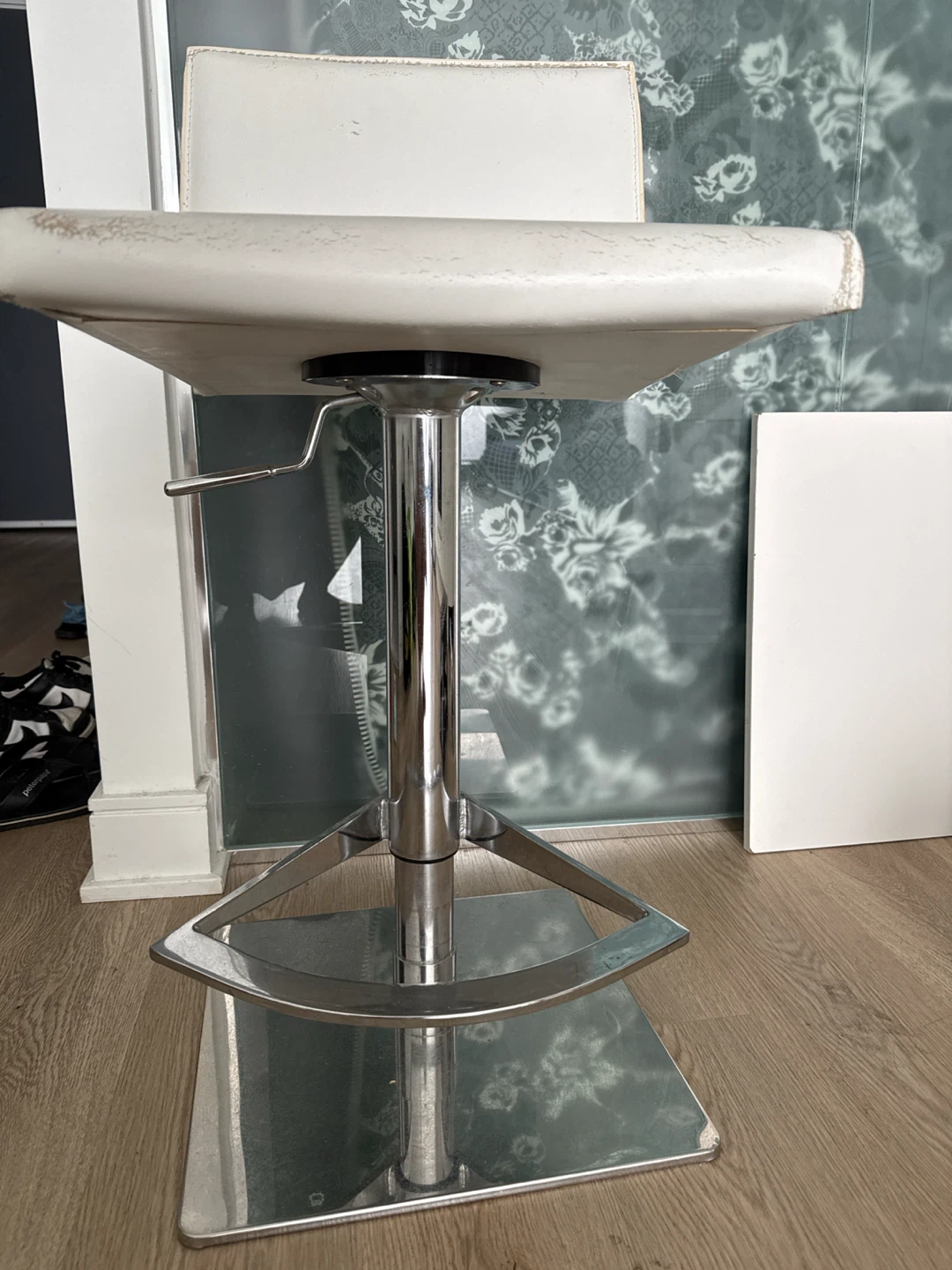 Adjustable White Faux Leather Bar Stool - photo 2