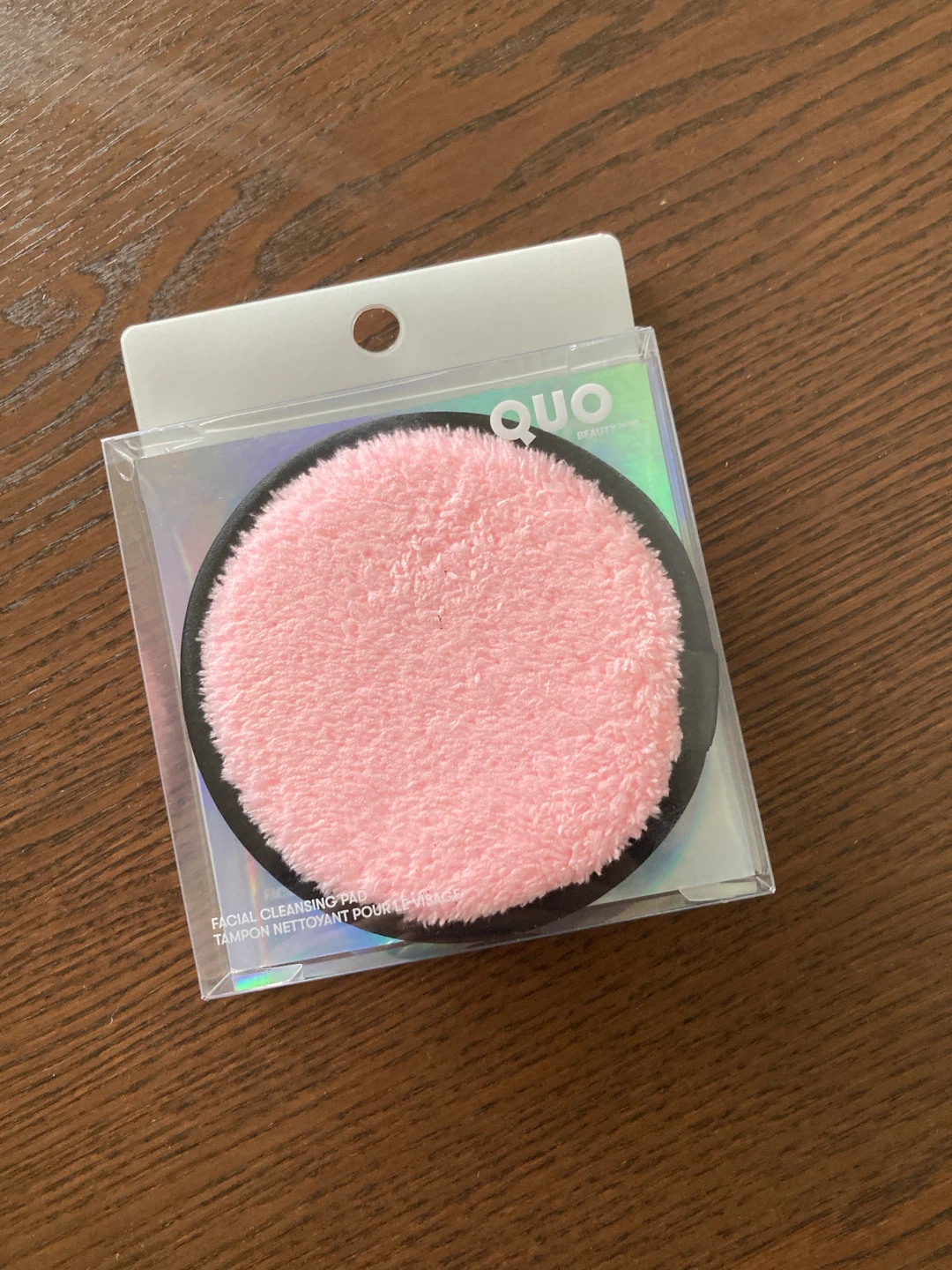 QUO Beauty Facial Cleansing Pad