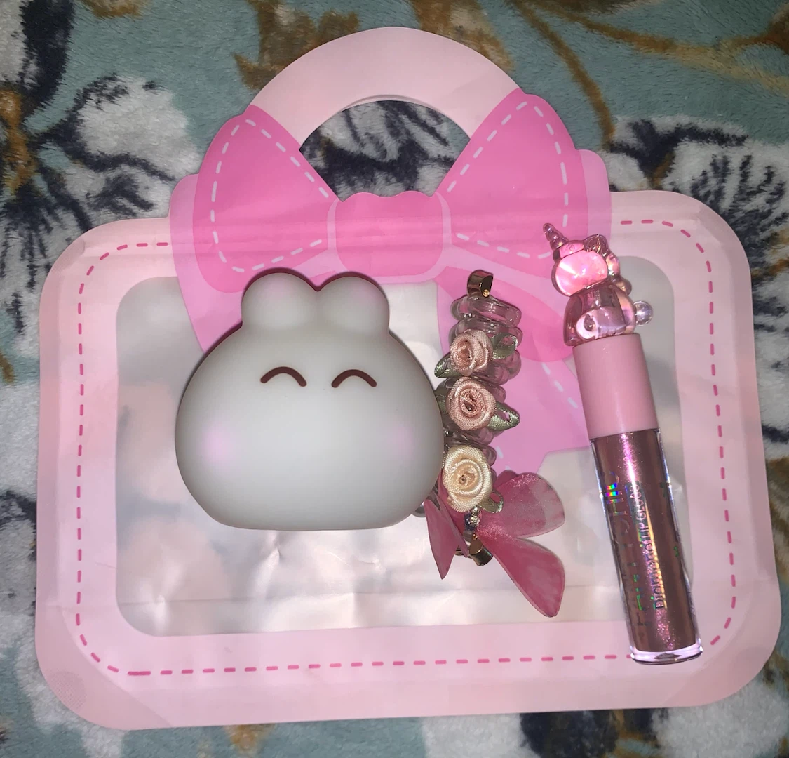 Cute pink gift bundle five piece - photo 3