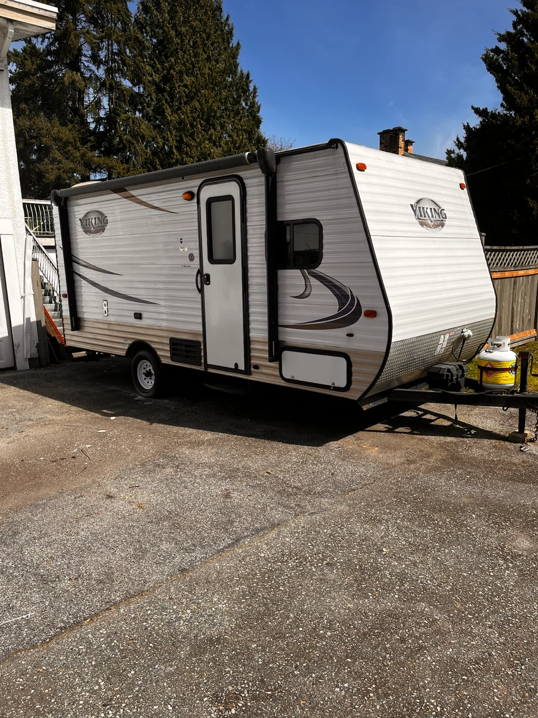 2017 Viking Forest River 17bh Saga Trailer