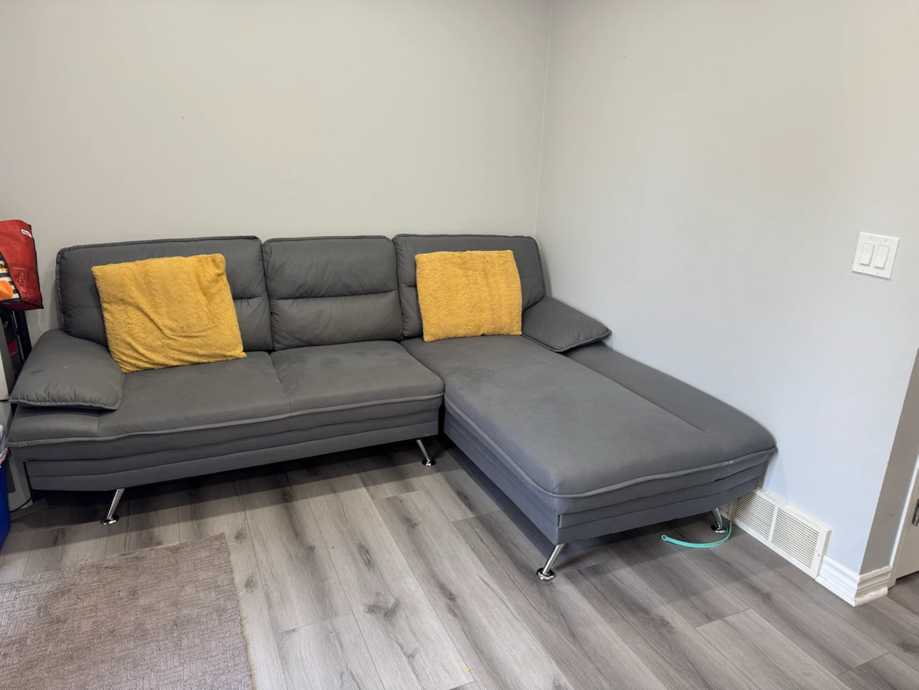 Grey Sectional Sofa with Chaise