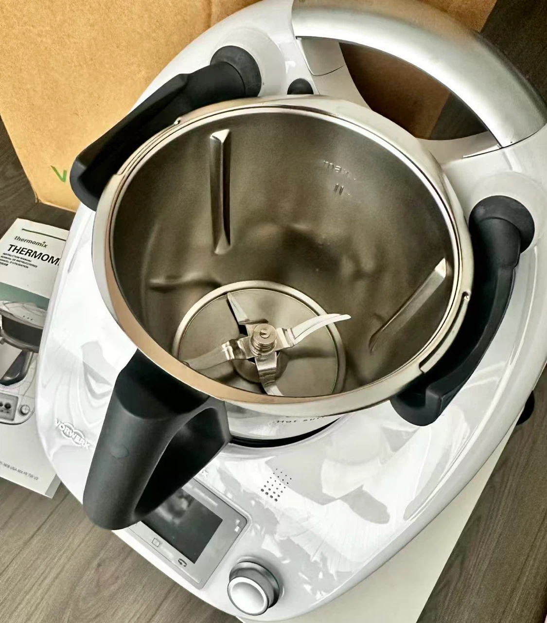 Vorwerk Thermomix TM5 Food Processor with Box - photo 3