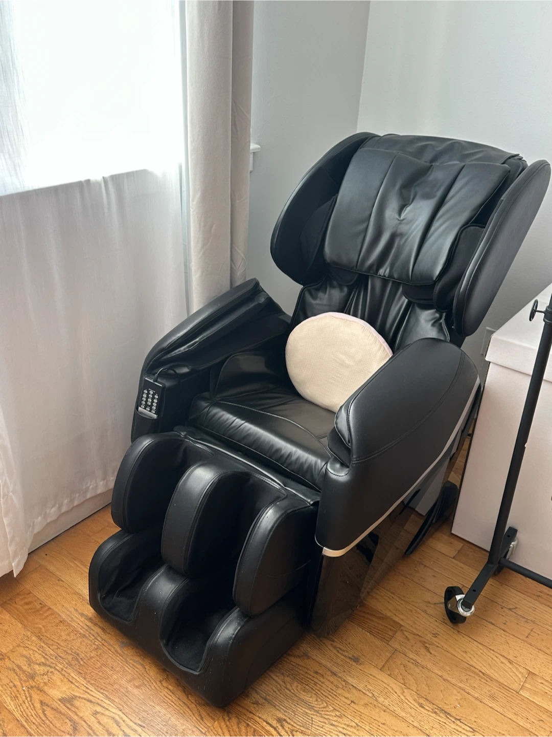 Black Leather Massage Chair - photo 3