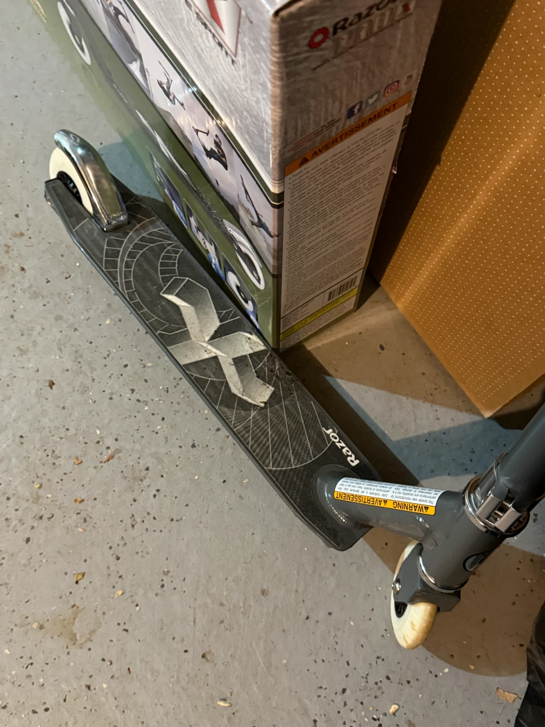Razor Pro X Sport Scooter – Excellent Condition - photo 4