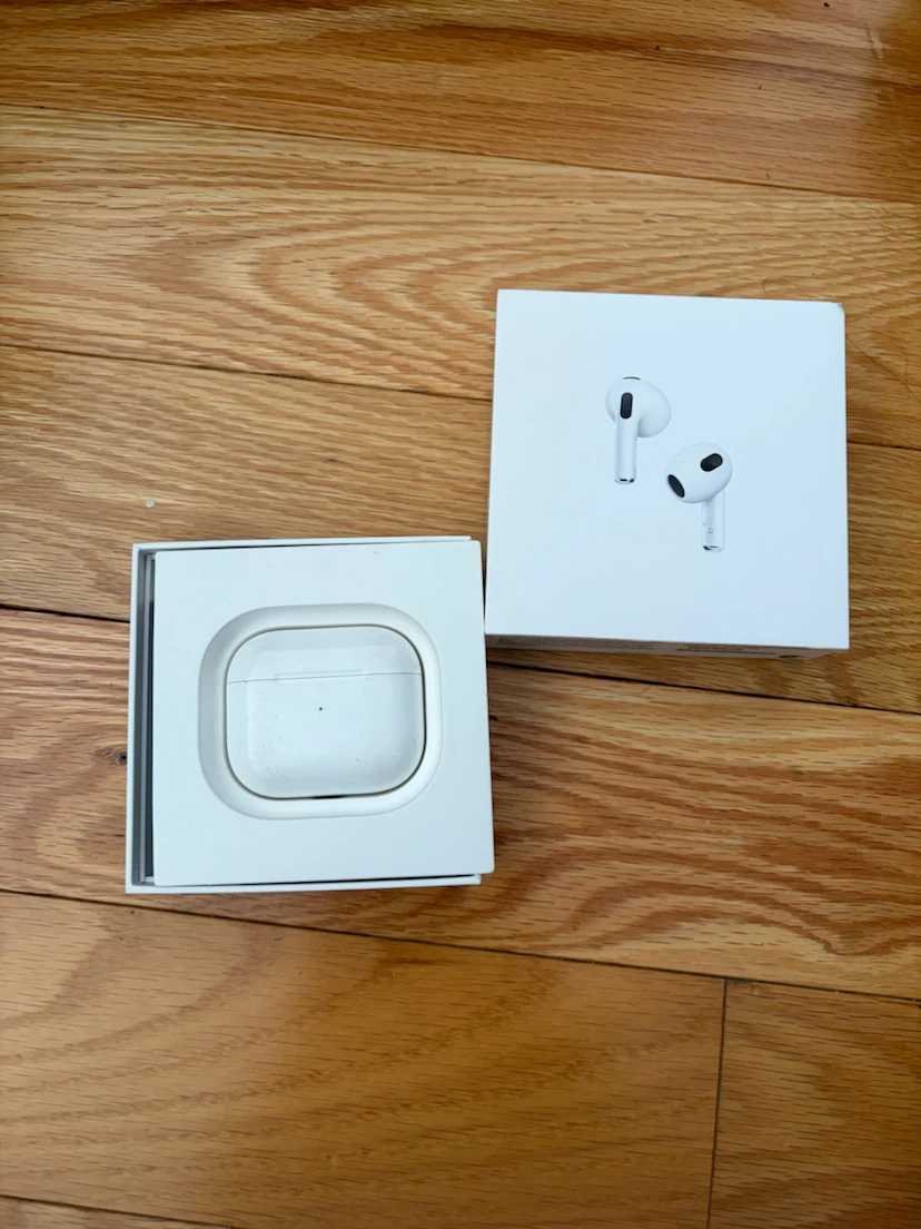 Apple AirPods (3rd Generation) with Charging Case and Cable - photo 3