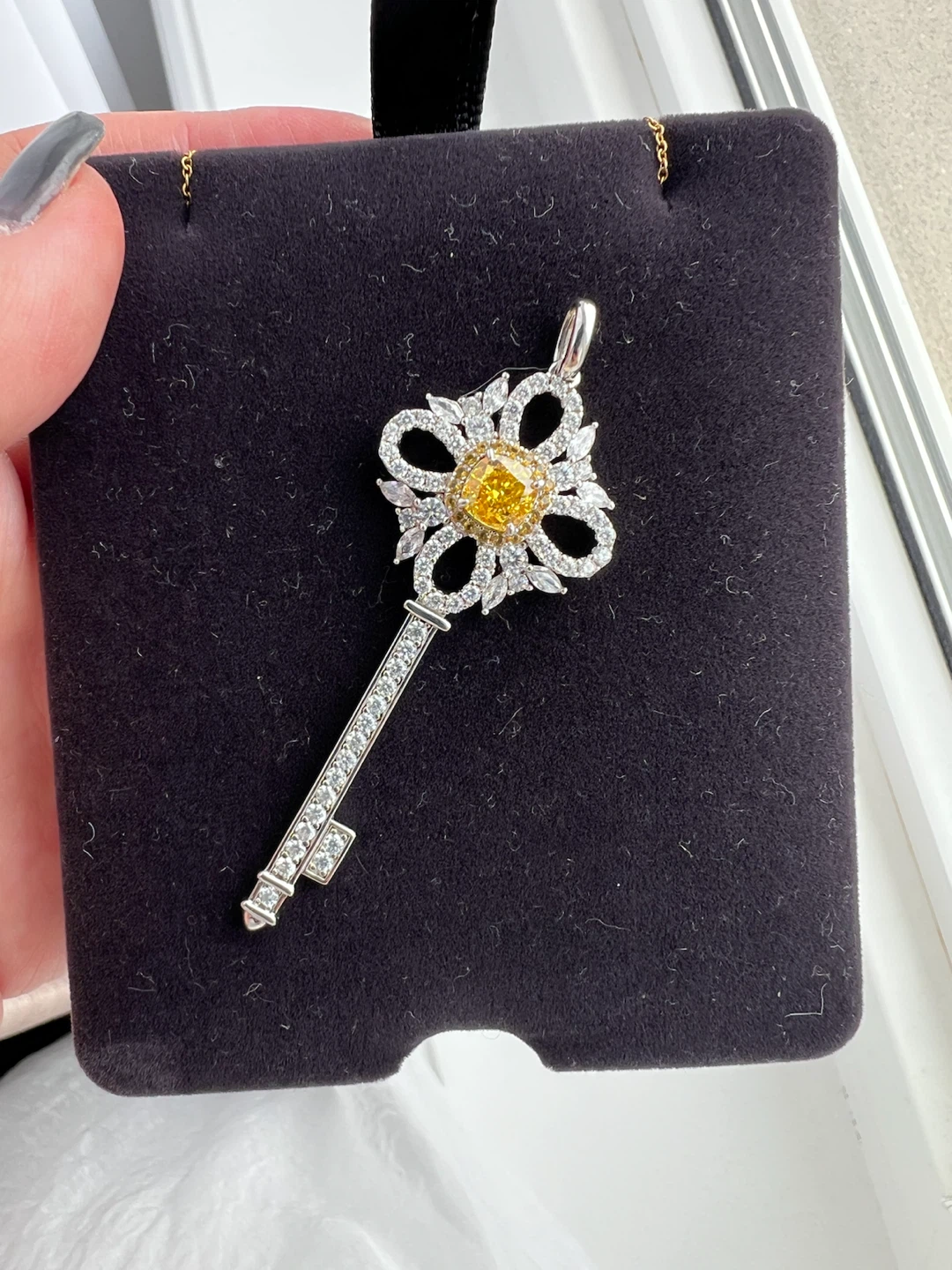 Key Pendant Necklace with Yellow and White Stones - photo 3