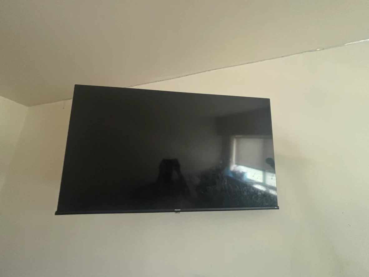 Black Flat Screen TV - photo 3