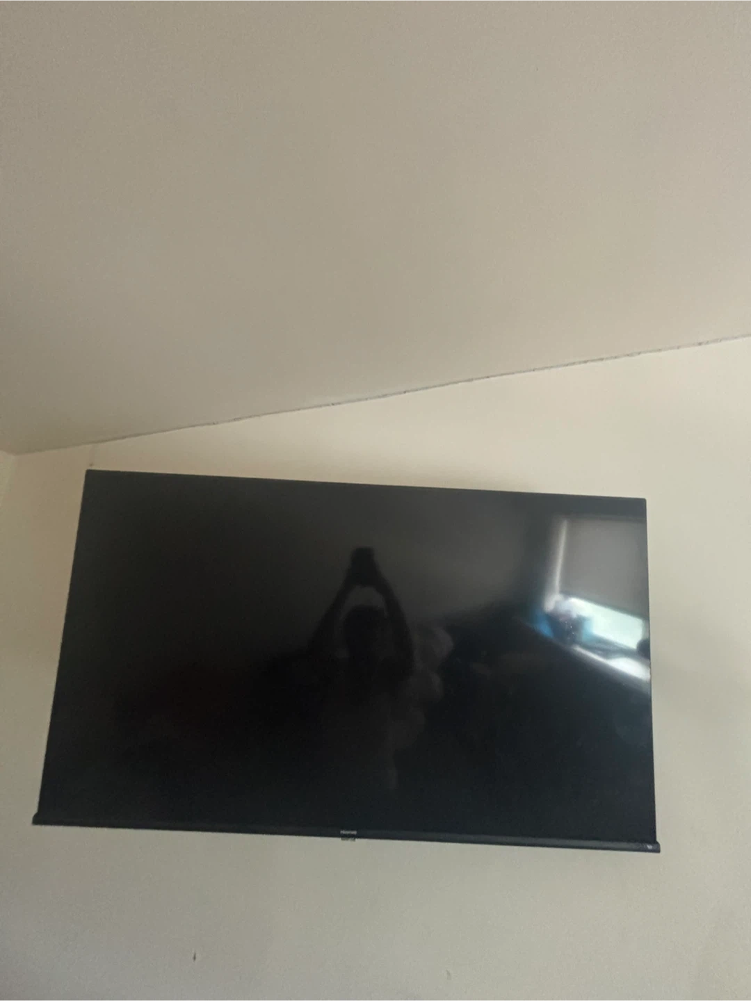 Black Flat Screen TV - photo 4